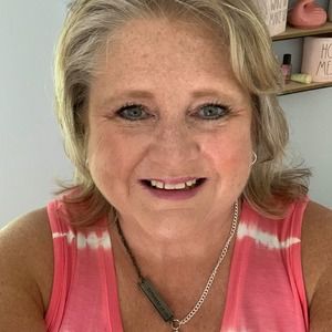 Meet your Posher, Christie